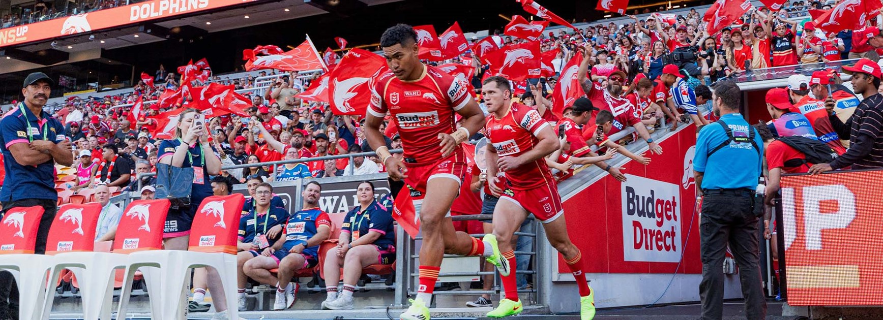 Dolphins fight back to claim first win of the season in 18–14 victory