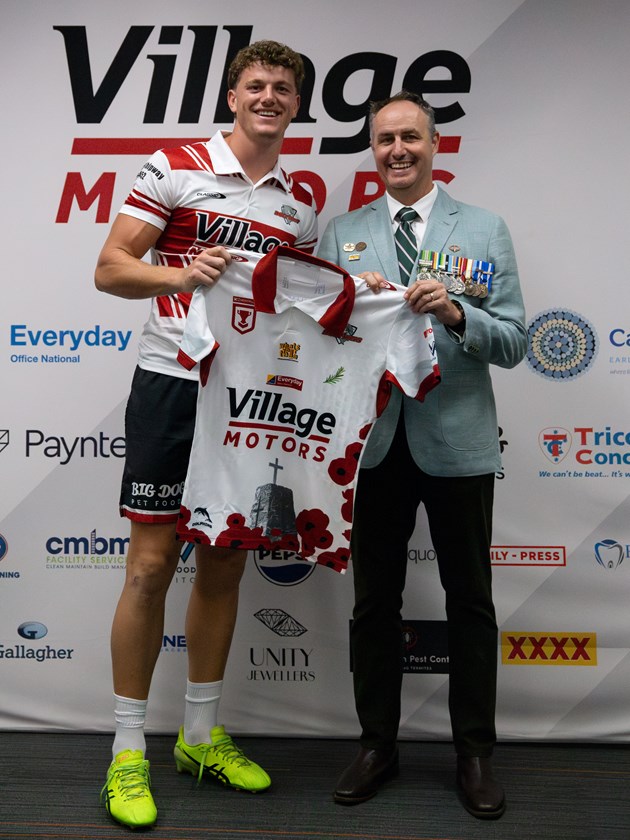 Bostock receives his jersey ahead of his return this Saturday