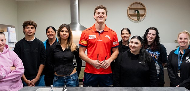 Bostock lends a hand at Chameleon Housing