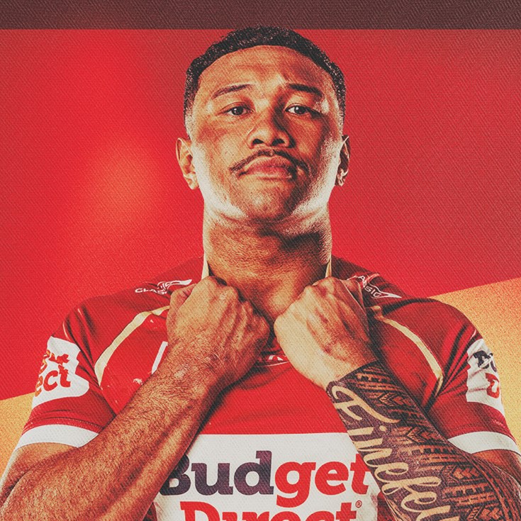 Powerhouse Kuli locked in for Dolphins