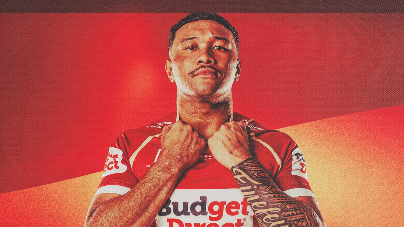 Powerhouse Kuli locked in for Dolphins