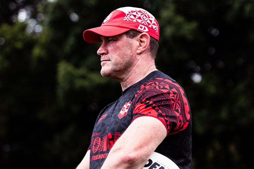 Kristian Woolf coaching Tonga ahead of Round 3
